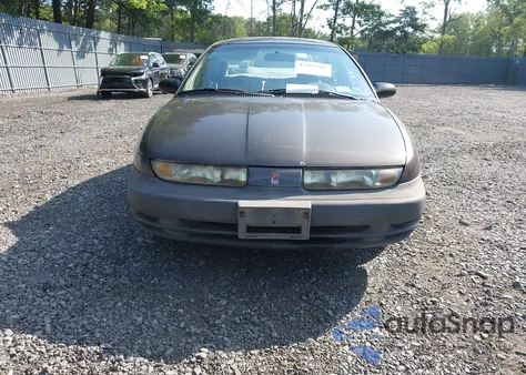 1998 Saturn Sl1 из США, поврежденный, VIN 1G8ZH5281WZ197520